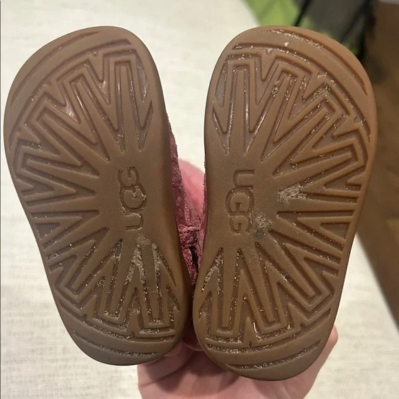 Pink Fuzzy Leopard Sparkle Toddler Boots - Picture 5 of 5